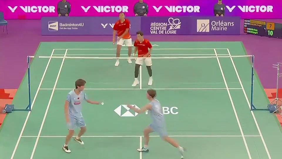 胡珂源林祥毅轻取对手晋级决赛