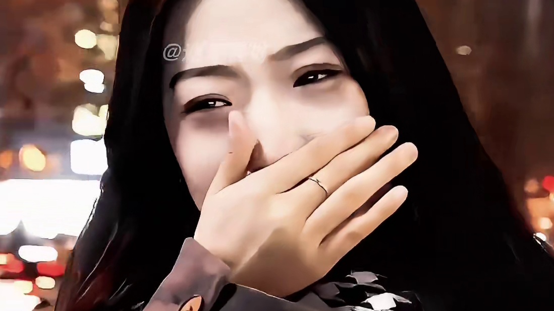遇到一位女生失恋流泪