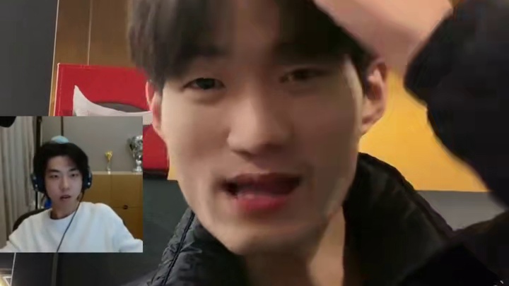 明神：就你叫小叮当是吧，踢得就是你！