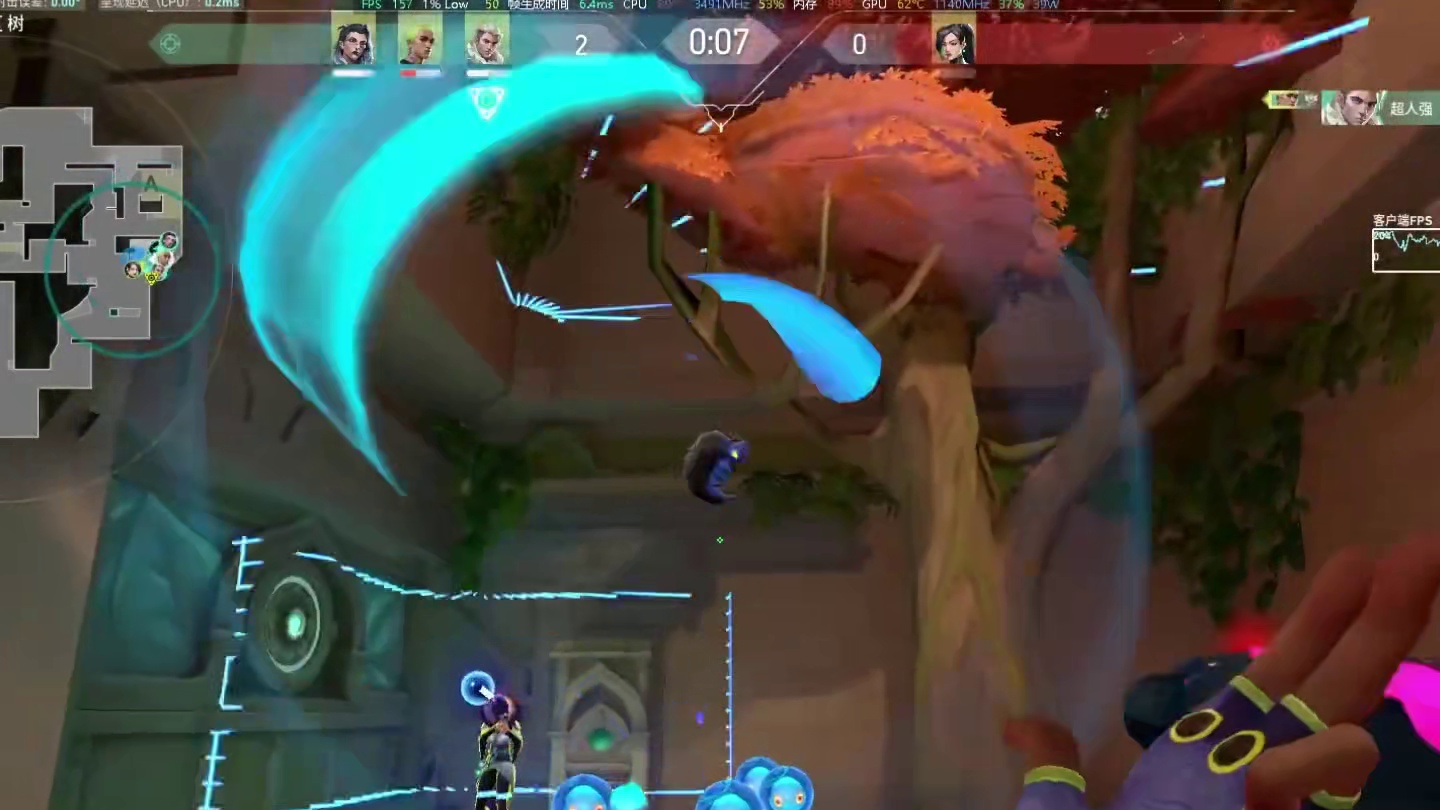 玩着玩着就扬沙子……