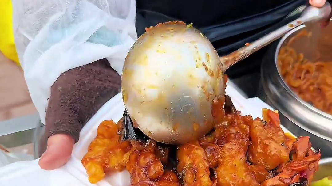 红姐盒饭 让南方人震惊的盒饭 12块一份 红烧肉 锅包肉 随便吃