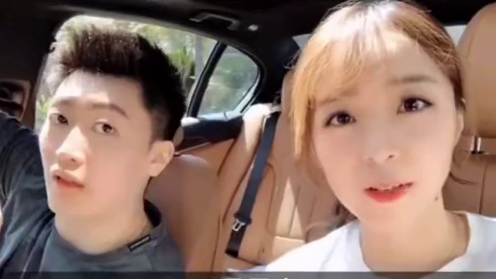 我记得他俩之前不是分手了吗，闹得挺大的这个事情，现在竟然已经结婚官宣怀孕了！恭喜恭喜 ​​​