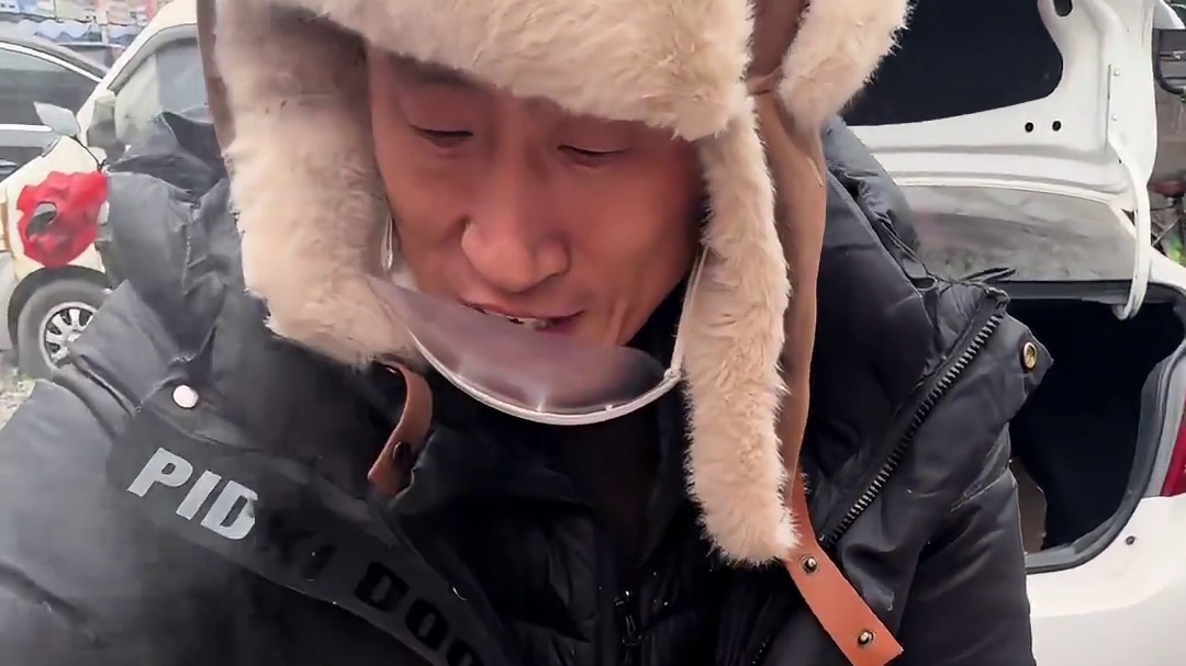 东北牛肉双拼饭 16块钱一份 你们感觉值不值