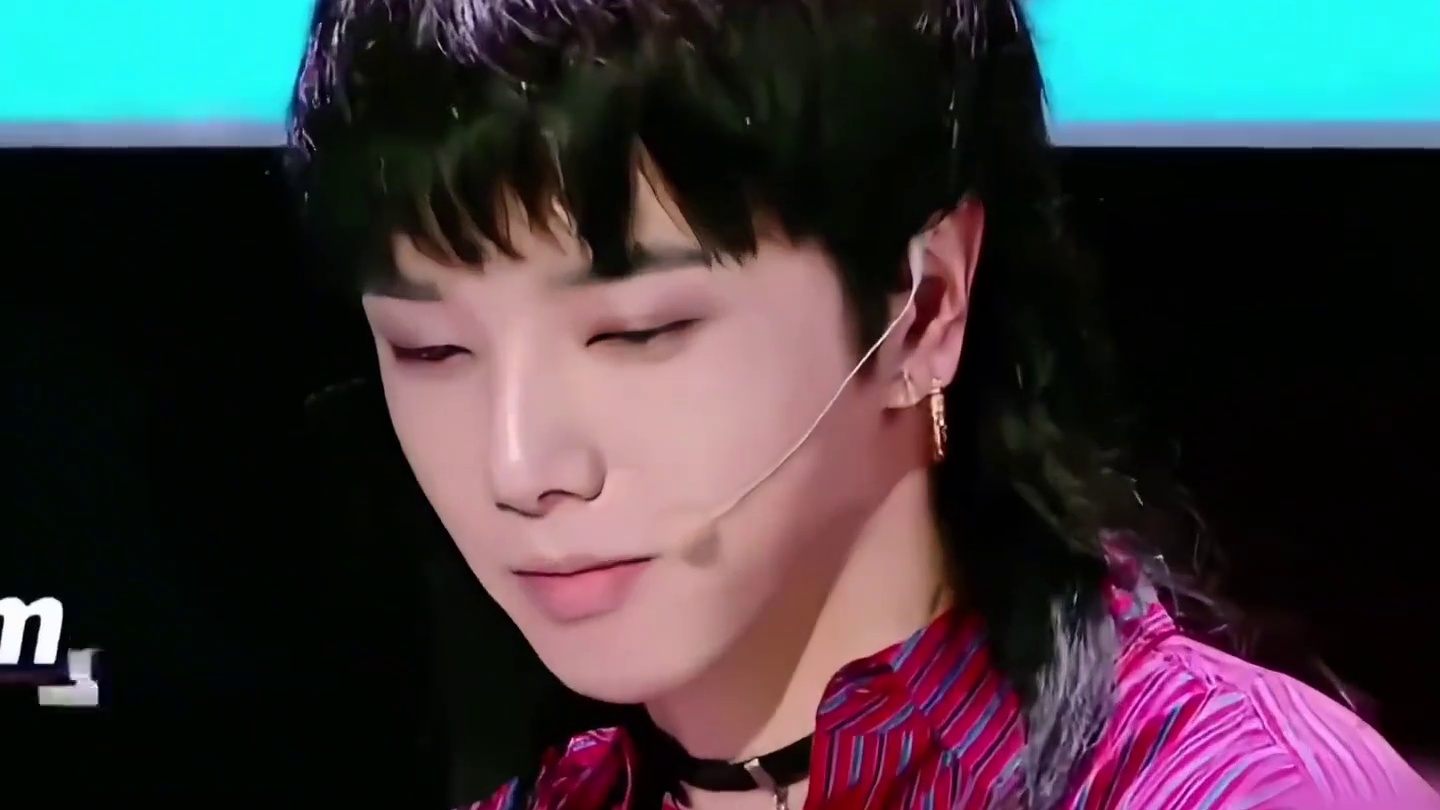 我只要你弹个6级d调！！