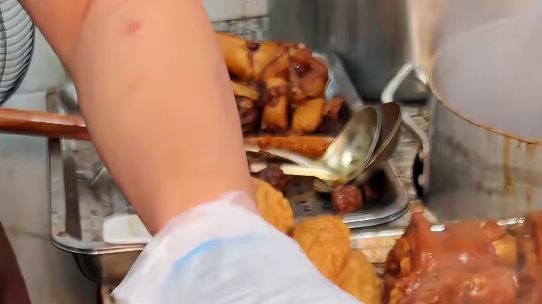 谁懂潮汕的猪脚饭有多好吃啊！糯糯的