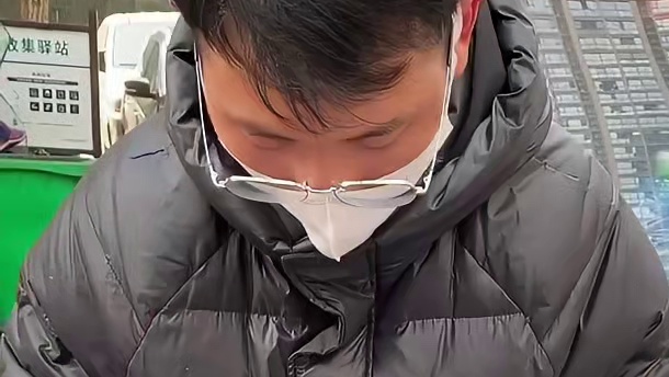 街头偶遇的现拌霉豆腐，湖南人的下饭神器，巨香！！！