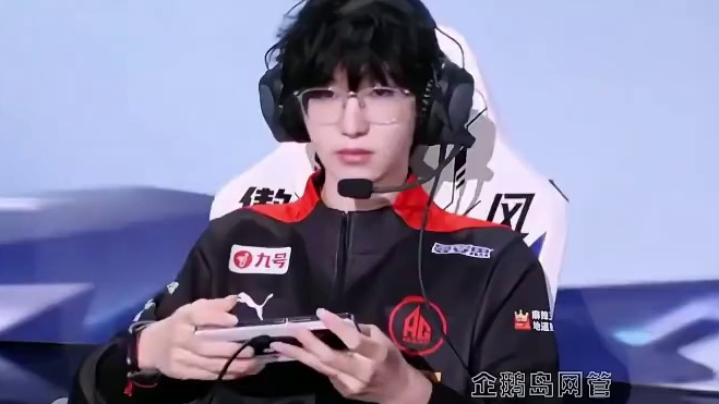 当你感到压力的时候可以来看看KPL老乡杯