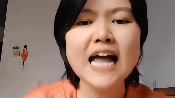 我给直播间被我骂过的男生道歉