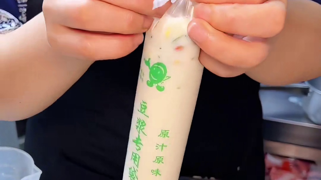 茉莉冰豆浆～这是什么浪漫的美食呀！