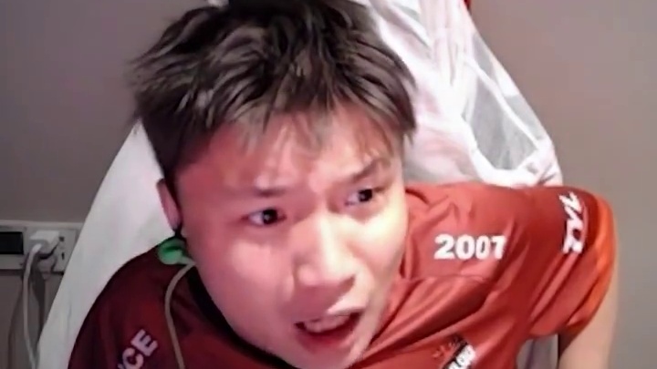 天禄淘汰FaZe，汉堡这场纯T0级刚枪指挥