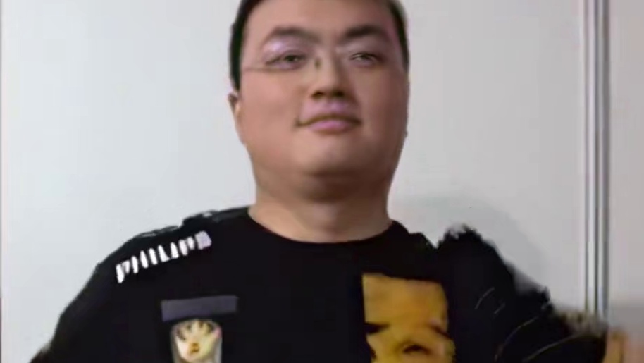 感谢千万的你们 让我在更大的舞台展现自己