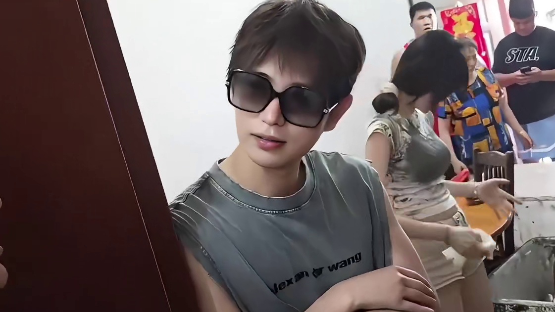 “顶级卡视野！！”  ​