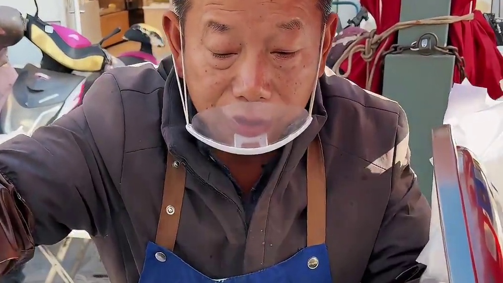 十元一份的大锅菜管饱你们觉得值吗？