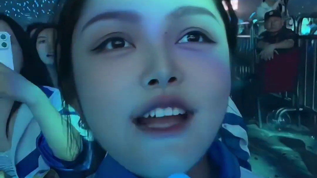 徐良这小子最精了，演唱会他只唱一半，另一半要我们来唱