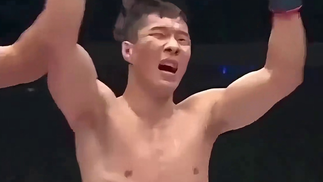 “一朝被蛇咬，十年怕井绳！”