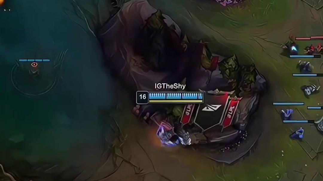 TheShy如何极限卡视野绕后