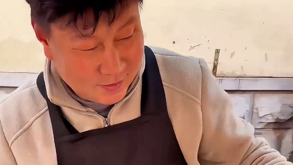 13一份的牛肉饭？老板到底赚什么？我直接惊掉了下巴！