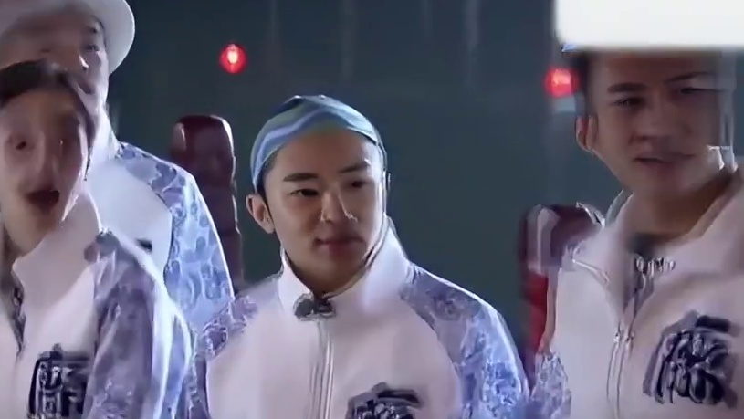 把吴奇隆笑成维嘉了
