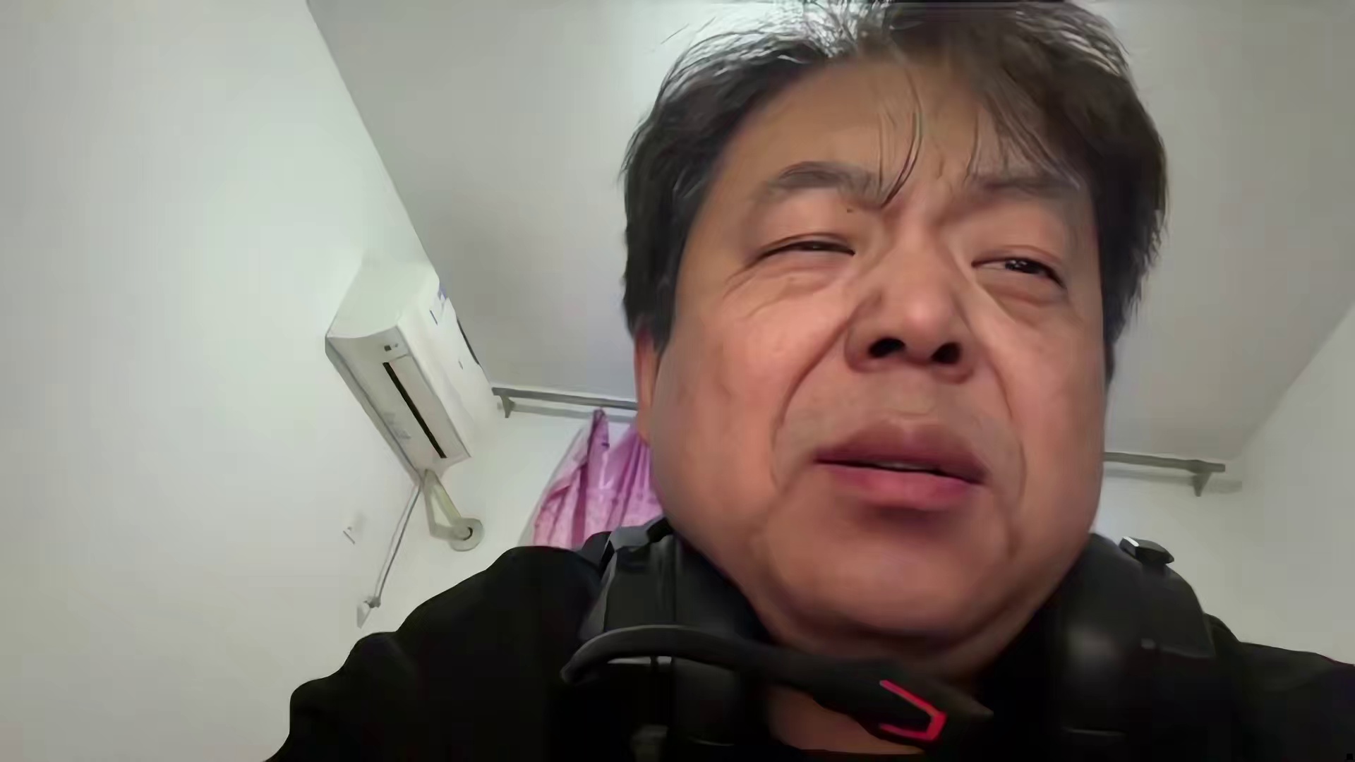 逗傻子玩呢