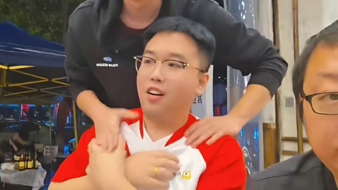 4.6 AG绝迹直播名场面