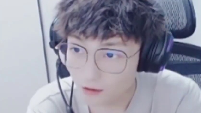 太刺激了KZ白鲨 晚点直播间看看今天KZ的比赛！！