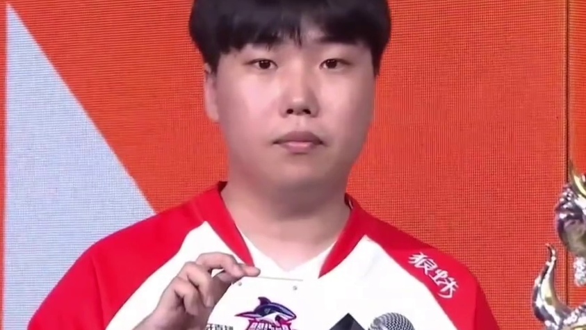 很可惜 但大比分0-2落后追到第五图加时已经很棒了 加油白鲨 相信你们下赛季会打回来的！