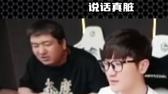 老白复刻马哲名场面 化身拳击手直接对二台宋红旗重拳出击