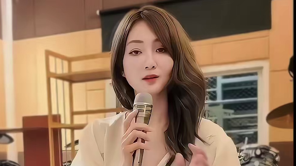 “清清如我” - OST: Pursuit of Jade

 # ​​​