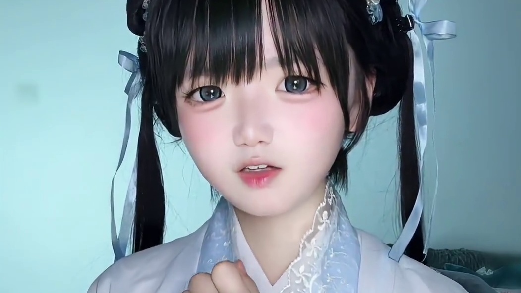 那个瞧不起你的雌小鬼师妹：