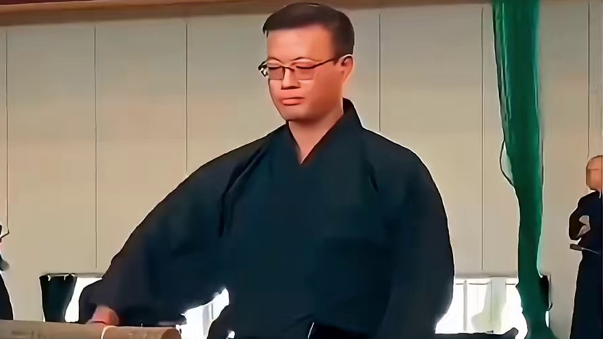 不是刀不行，是人不对！榻榻米劈砍藏着真正武士道