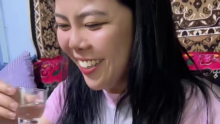 体验俄罗斯乡下生活，从家庭聚餐开始。