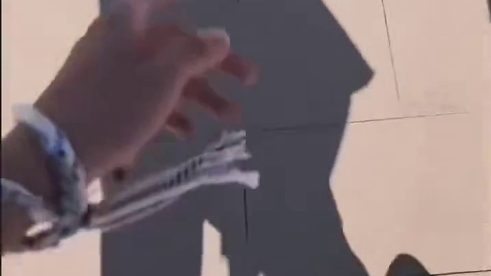 走了出去玩了