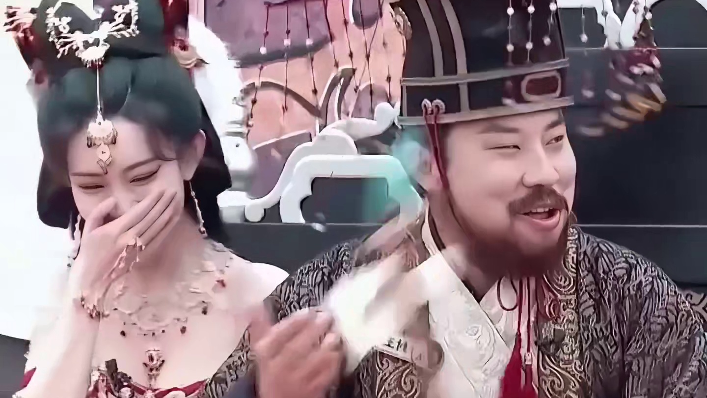 当孟子义饰演“绿茶妲己”