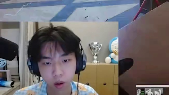 XDD用新枪AR57乱秒六套！新赛季人肥爆率高你就玩吧！
