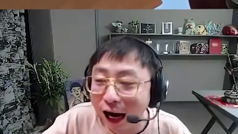 等我复健，我下次一定能1v3虐你们！