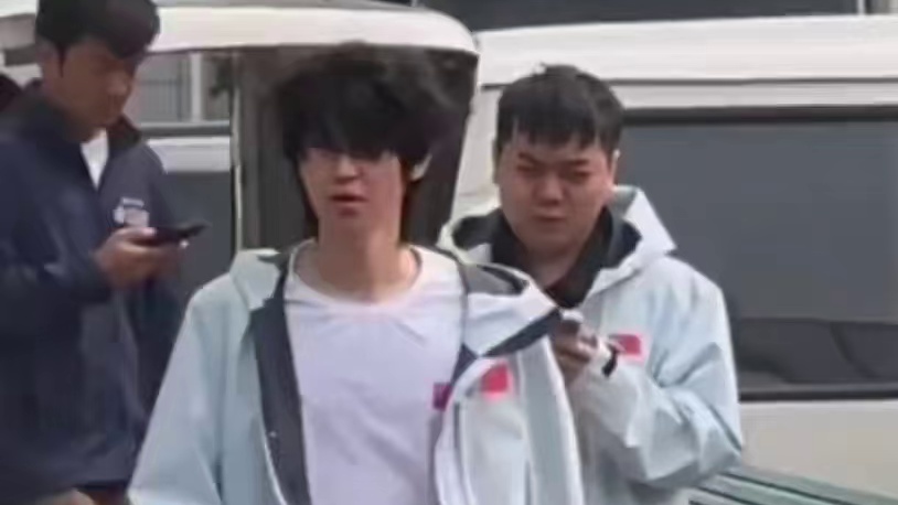一诺亚运集训鸡窝头真的没人管管吗？第二次亚运集训进行中。