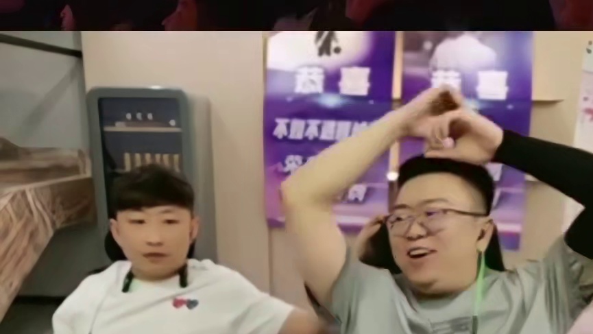 这诗人啊？这也太猛了
