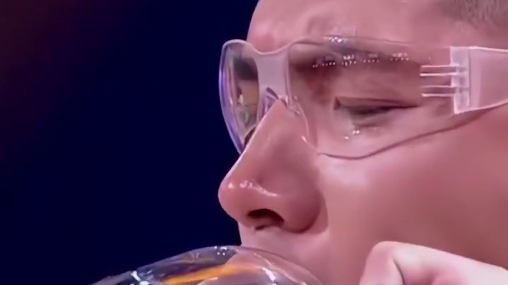 狮吼功重现江湖，震碎玻璃杯，怕是鼻祖包租婆都要敬他三分！