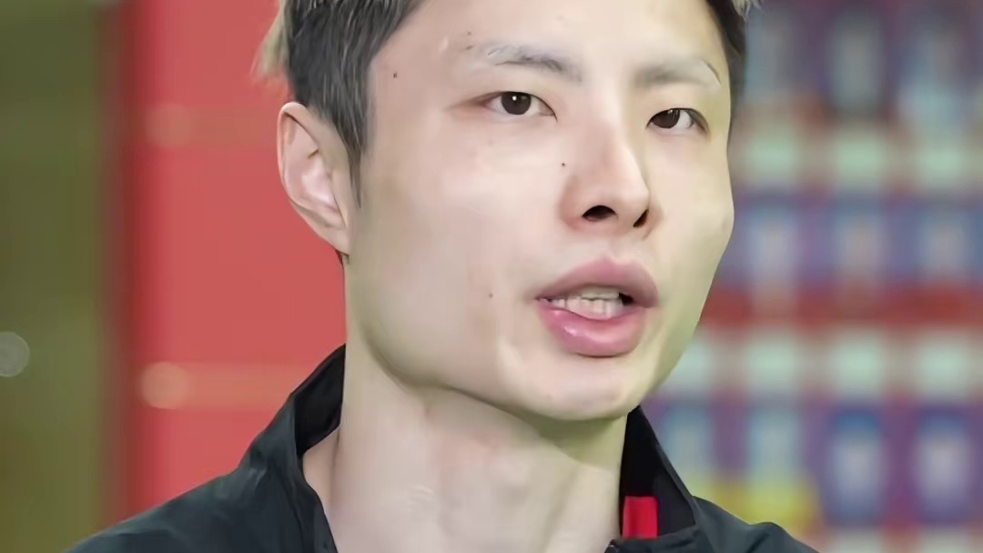 。石宇奇直言：虽体能消耗降低，但精力要求更高，对手冲击更强，无法长时间周旋，每分都需高度专注，全力适