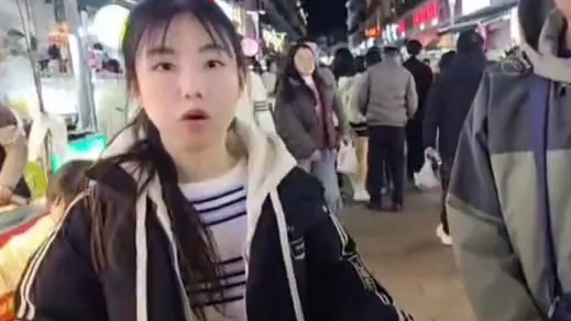 金猪夜市闹脾气