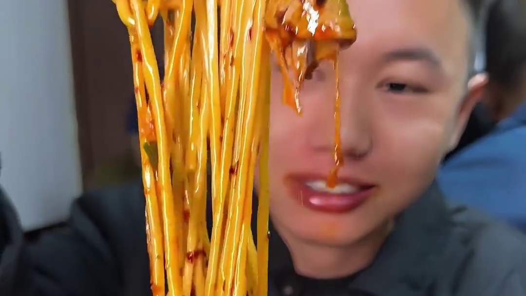 起了个大早，就为了吃这碗26的兰州的头汤牛肉面。