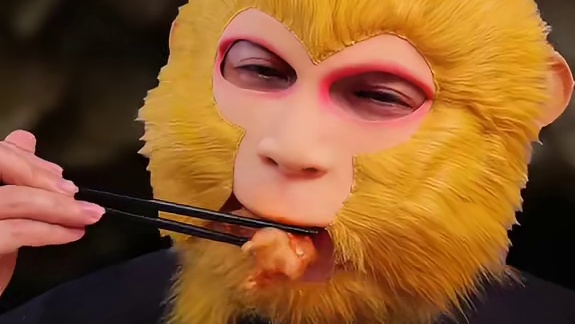 鸡爪火鸡面强强联合，太香了