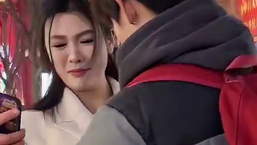 街头让路人给我身材打分，你们给我打几分？