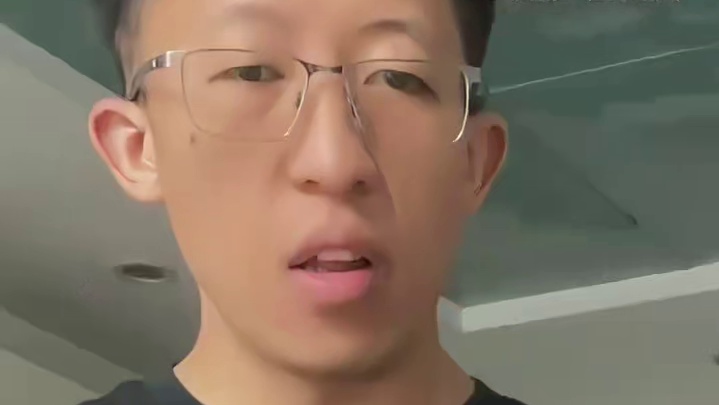大哥：多余来看你
