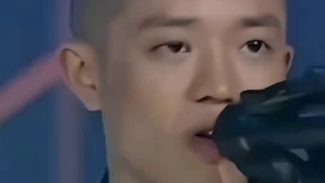 凤凰传奇的冷知识，凤凰传奇原来叫酷火，曾毅模仿的是具俊晔