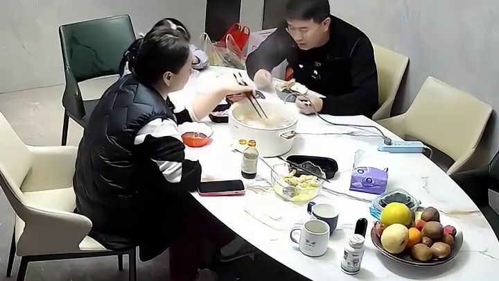 商家：嘿嘿终于有人上当了