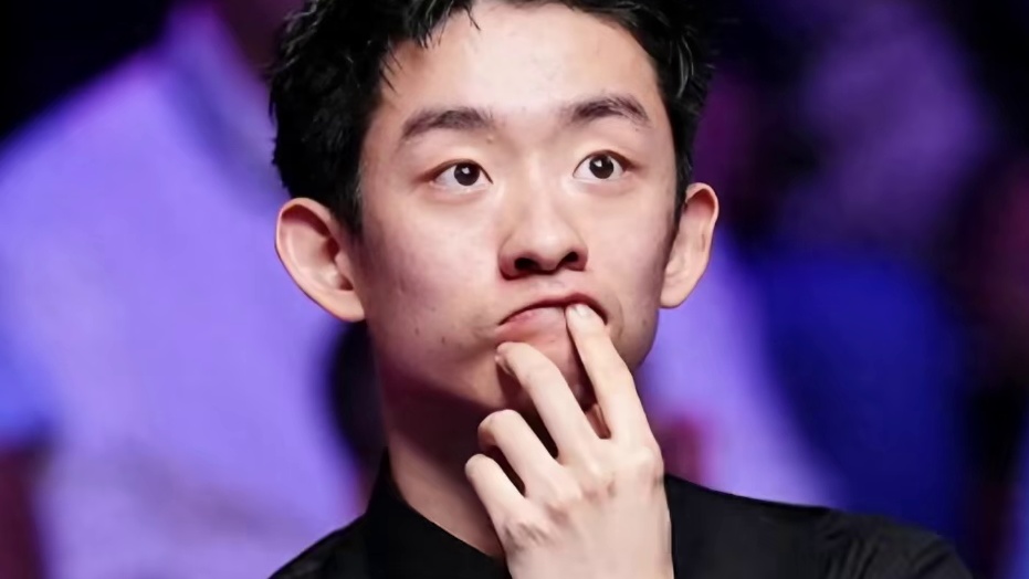 吴宜泽艾伦打破单局时长历史纪录，老球王怒了：这是斯诺克的耻辱