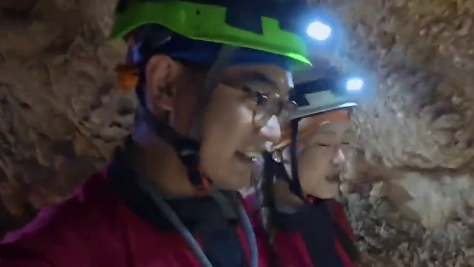 在山洞里吃火锅是一种什么样的体验？