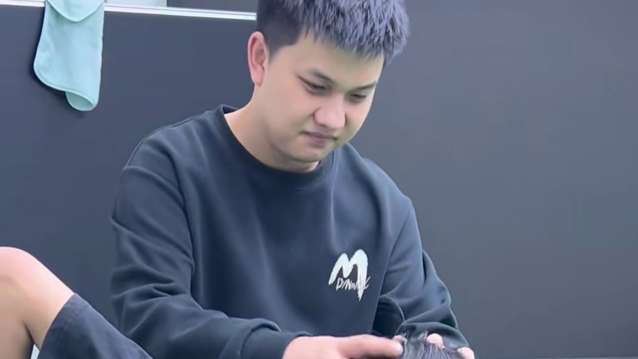 台球出杆 拉杆往上翘，导致出杆往上挑，1个细节即可改善