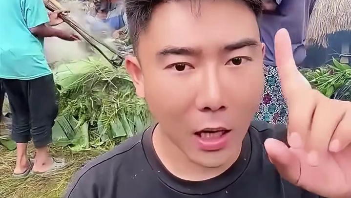 人生至暗时刻，硬汉也扛不住了！